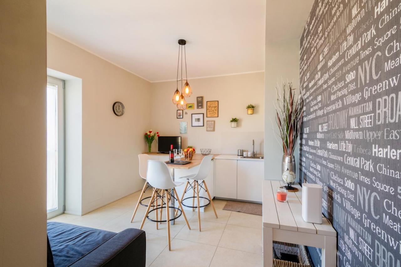 Angel'S Traveller'S Apartment Πάρμα Εξωτερικό φωτογραφία